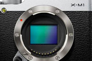 Fujifilm X-M1: trapelano le foto della nuova mirrorless