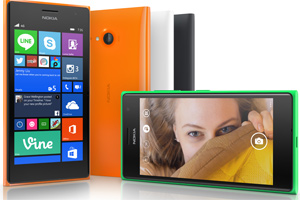 Nokia Lumia 735: foto ufficiali