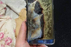 Galaxy Note7 esploso durante la ricarica