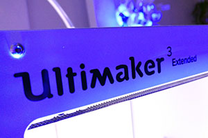 Ultimaker 3: il doppio estrusore ora è basculante