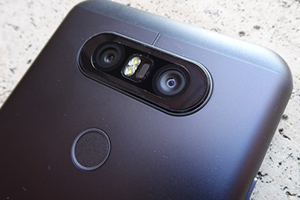 LG Q8: ecco come scatta le foto lo smartphone