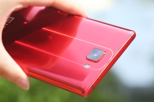 Elephone S8 Red Limited Edition