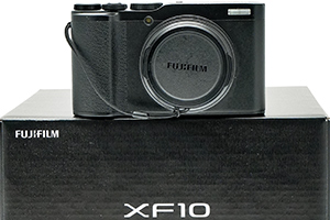 Fujifilm XF10: APS-C da taschino