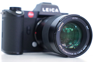 Leica SL 2: un corpo rinnovato