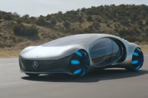 Mercedes-Benz presenta Vision AVTR: l'auto elettrica del futuro, funzionante già oggi