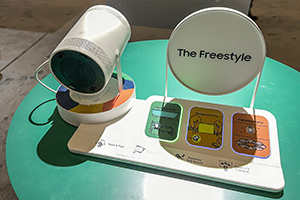 The Freestyle: da Samsung un piccolo proiettore LED portatile