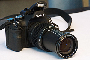 Fujifilm X-S1: il primo esemplare in Italia