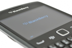 BlackBerry Curve 9360: buon design, ma batteria da migliorare