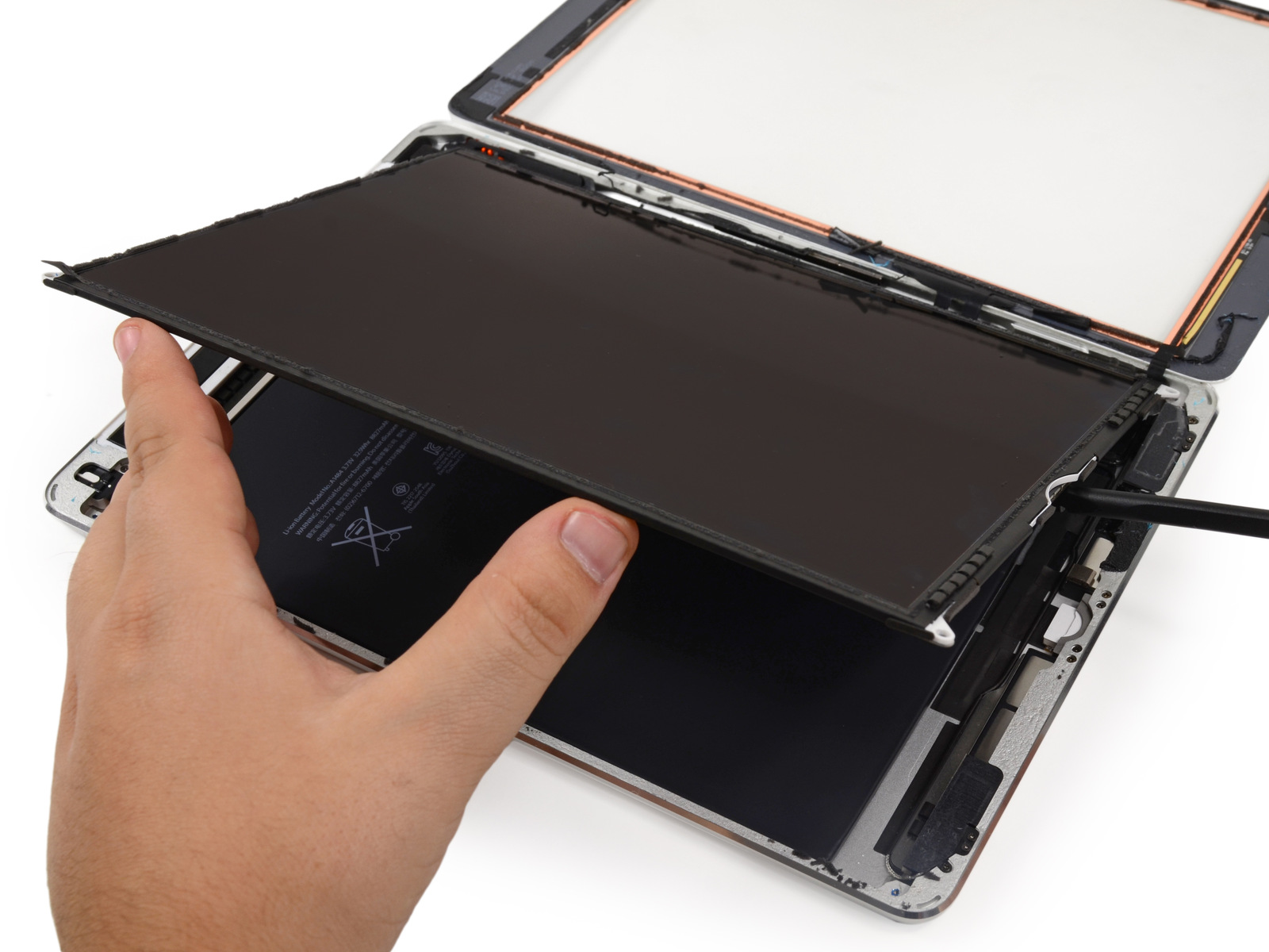 Замена стекла планшета москва. Аккумулятор IPAD Air IFIXIT. IPAD Air a1474. Переклейка дисплея IPAD 3. Разобранный планшет.