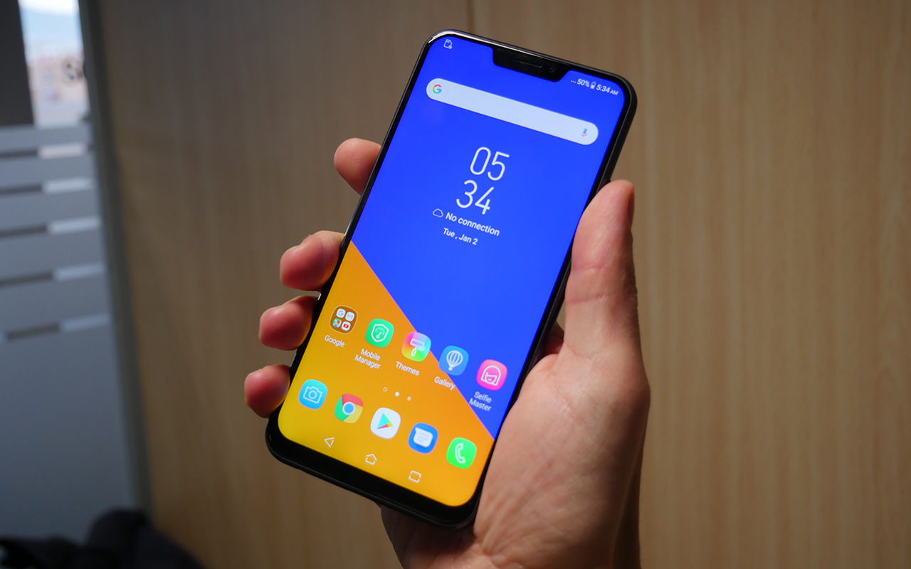 Asus 5. ASUS Zenfone 5z. Zenfone 5z. Асус зенфон 5 Зет. Zenfone 5 первый.