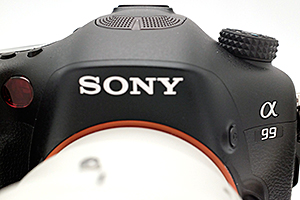 Sony Alpha A99: Full Frame SLT